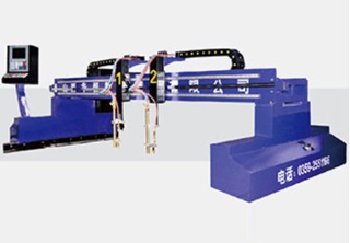 BYZ系列重型龍門(mén)數(shù)控火焰等離子切割機(jī)